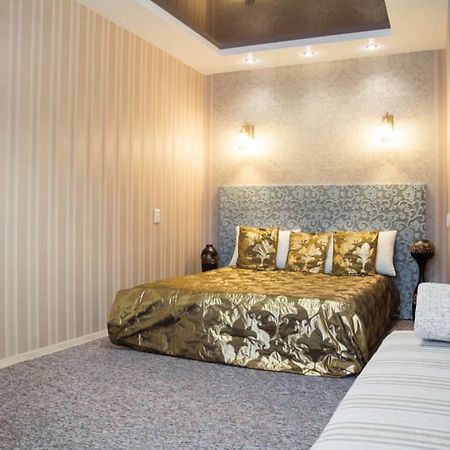 Apartment Lux Near Most-City Днепр Экстерьер фото